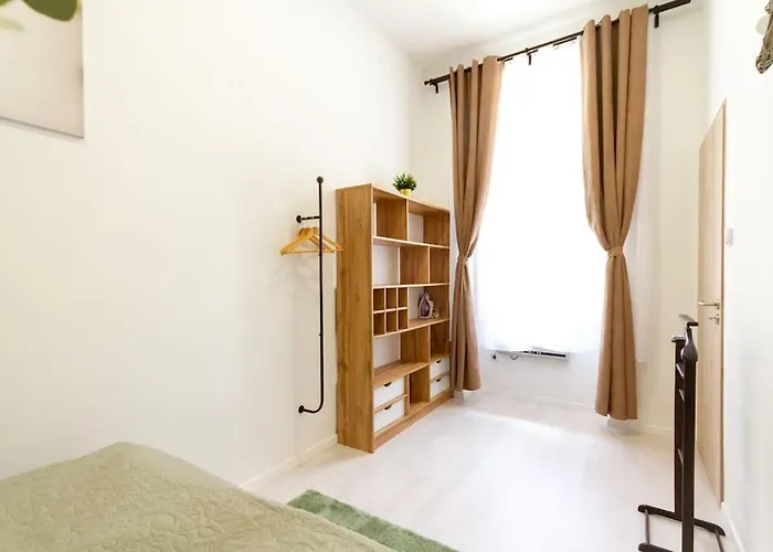 Harmonic Audio Hideaway By Nw * Budapest